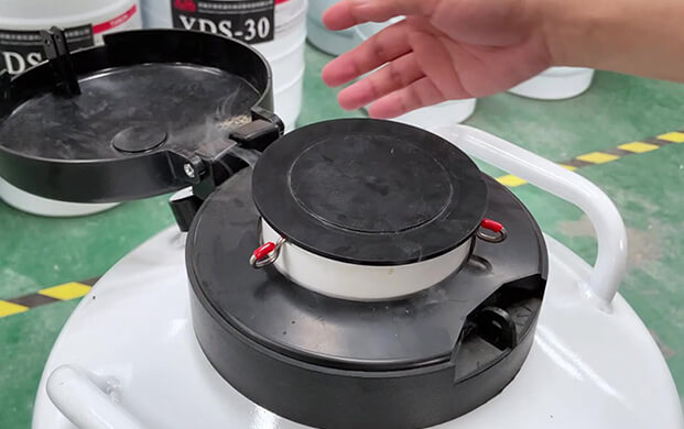 液氮儲(chǔ)存罐總不開蓋的話 里面的液氮會(huì)沒嗎？